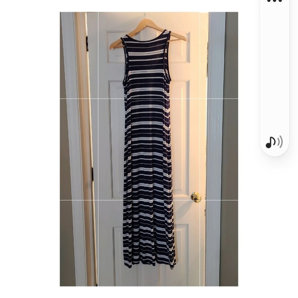 Old Navy blue & white stripe maxi dress size S - Picture 4 of 6